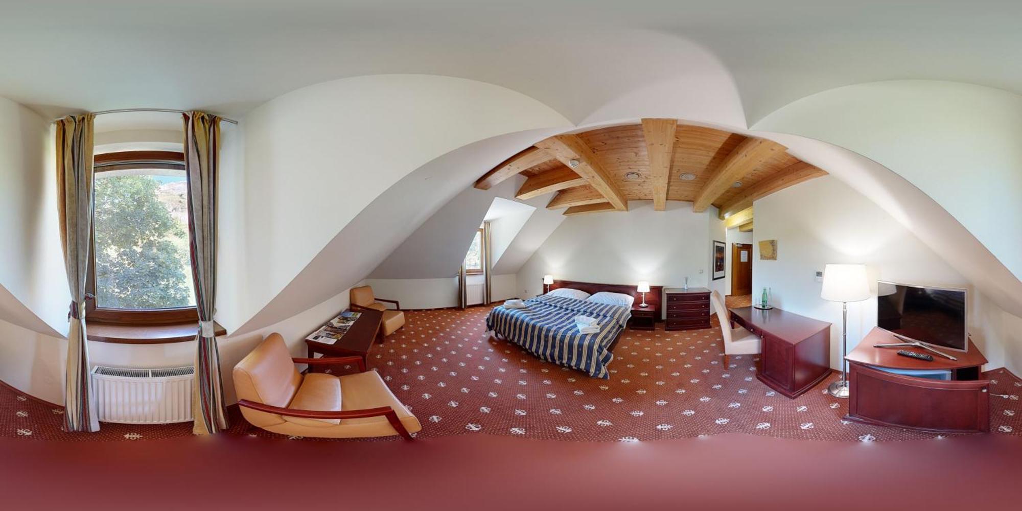 Hotel Hradna Brana Братислава Экстерьер фото