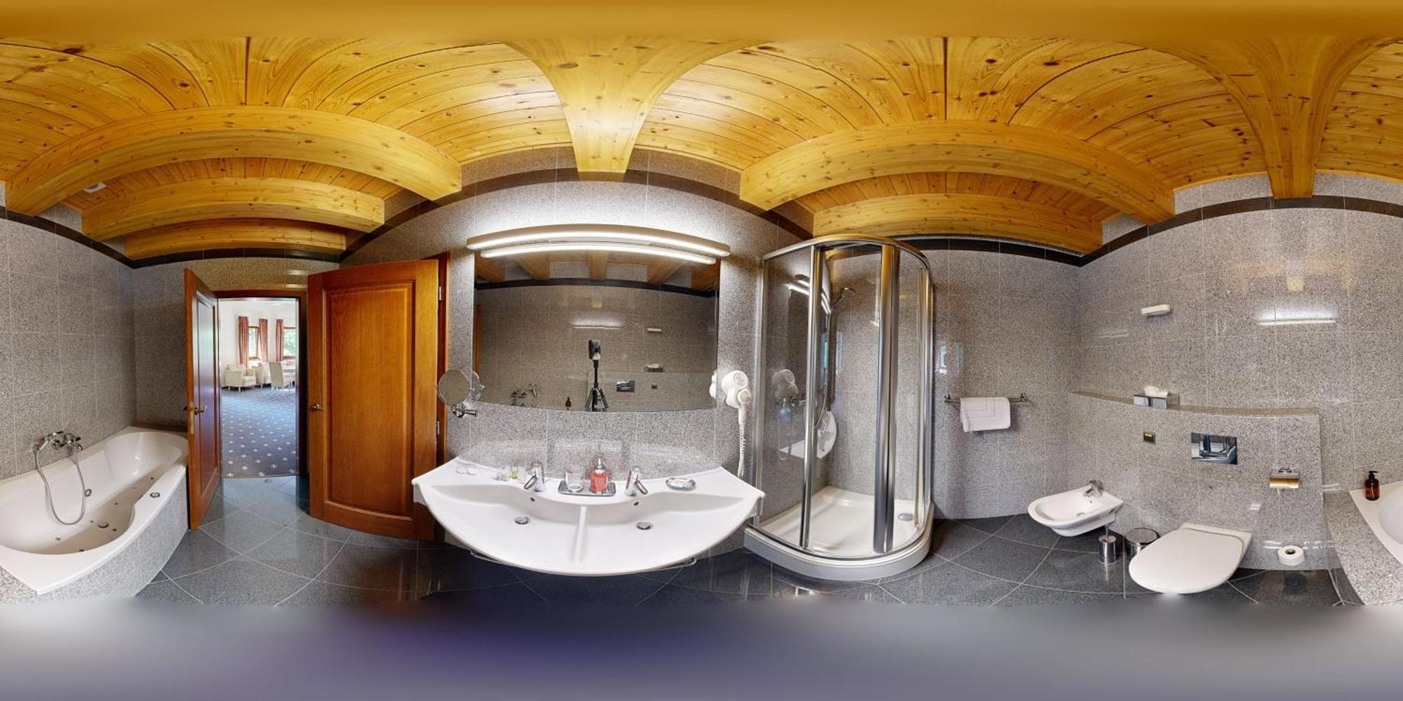 Hotel Hradna Brana Братислава Экстерьер фото